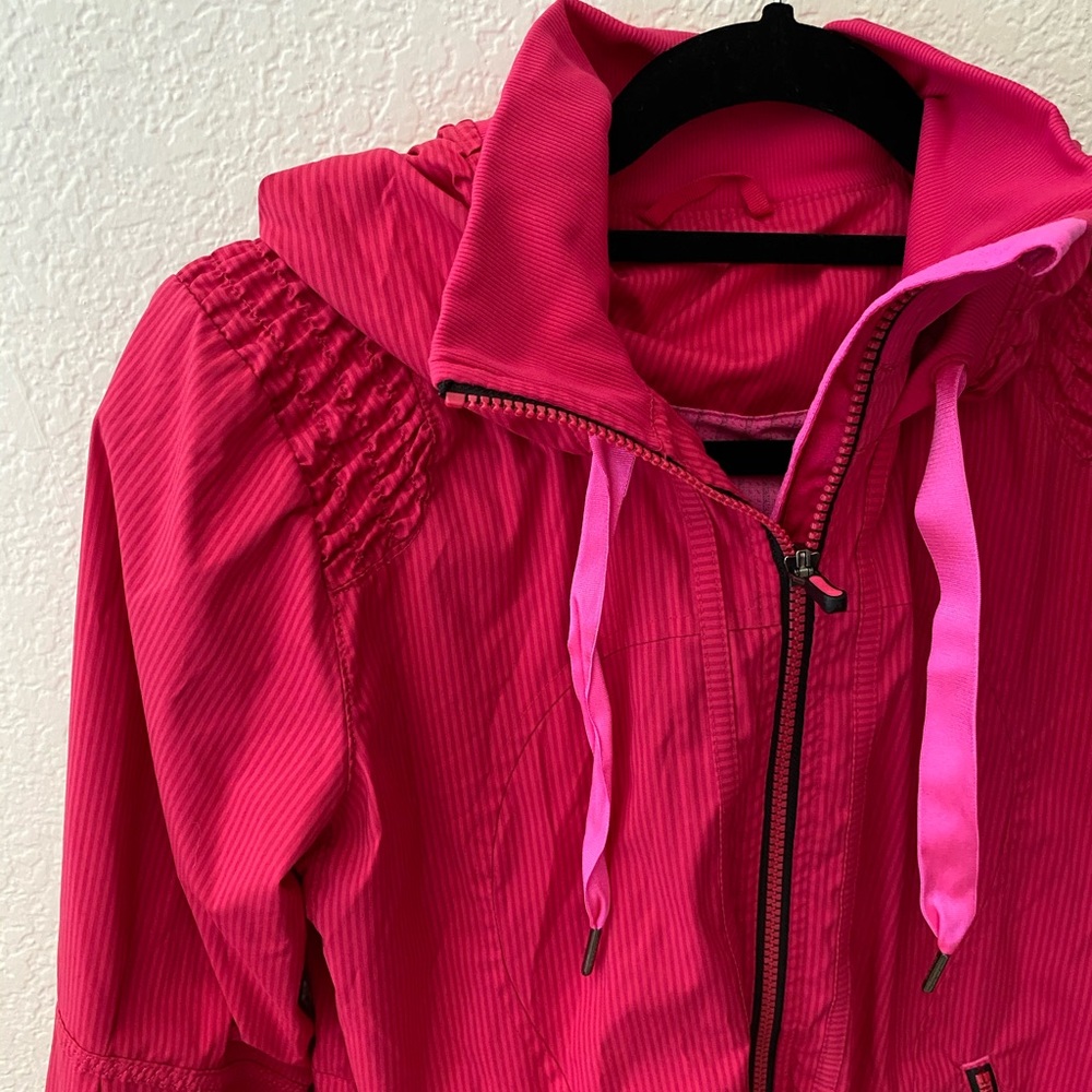 Lululemon Water Resistant Zip Jacket with hood